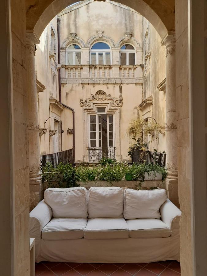 Апартаменты Ortigia Family House Сиракузы Экстерьер фото