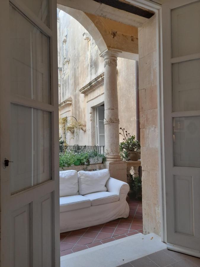 Апартаменты Ortigia Family House Сиракузы Экстерьер фото